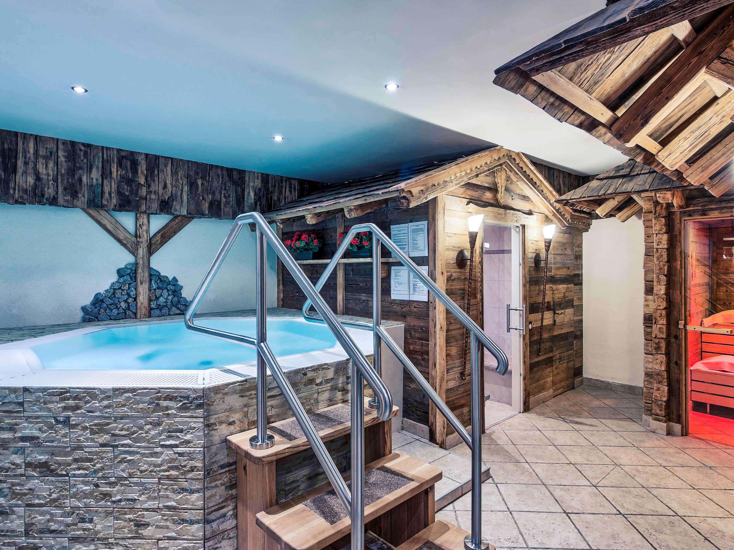 Mercure Sighisoara Binderbubi Hotel & Spa Bagian luar foto
