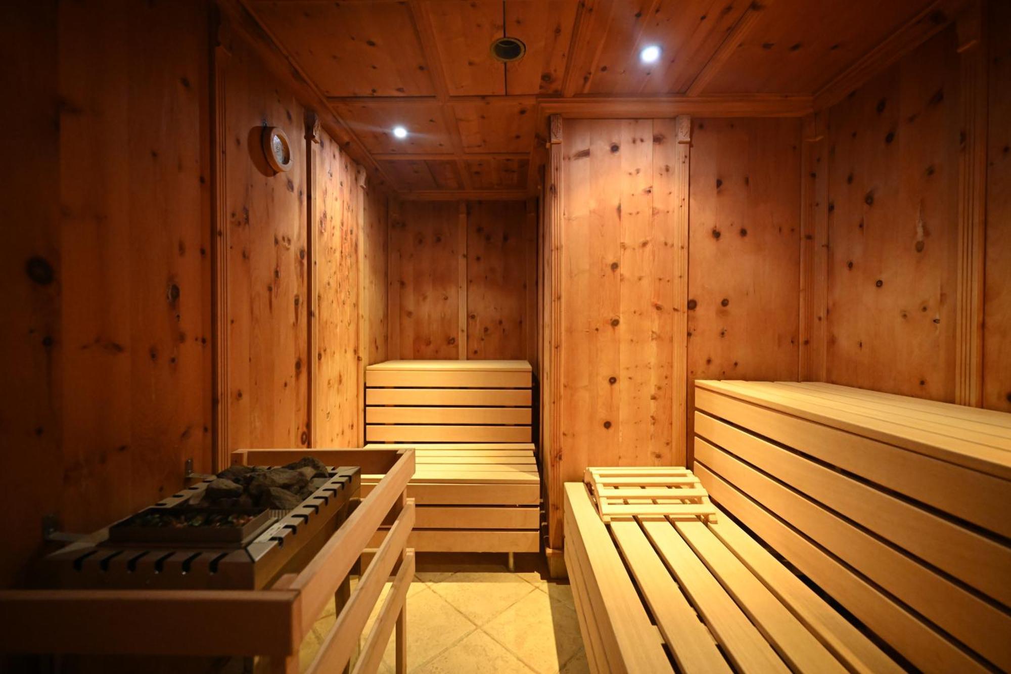Mercure Sighisoara Binderbubi Hotel & Spa Bagian luar foto