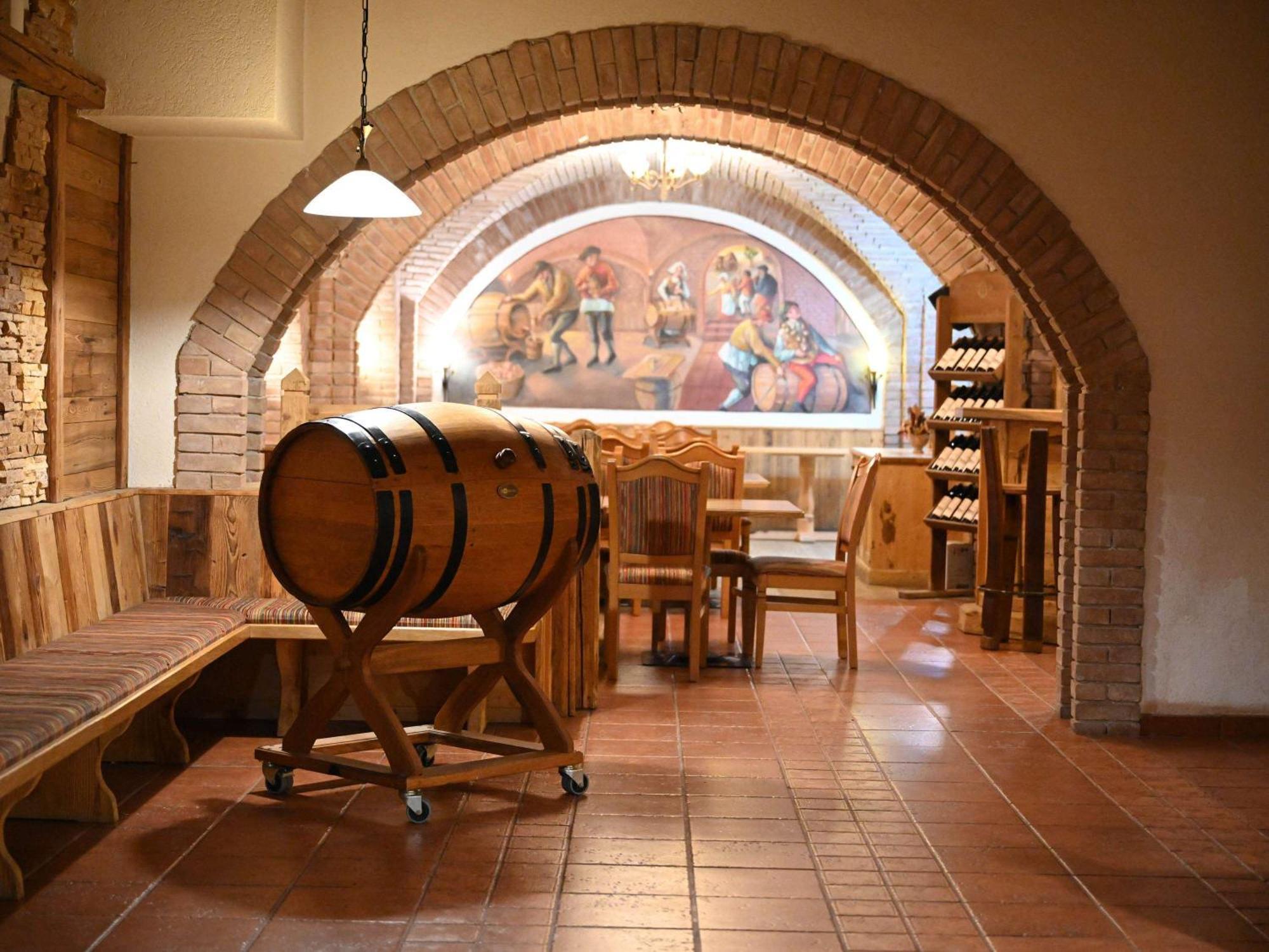 Mercure Sighisoara Binderbubi Hotel & Spa Bagian luar foto