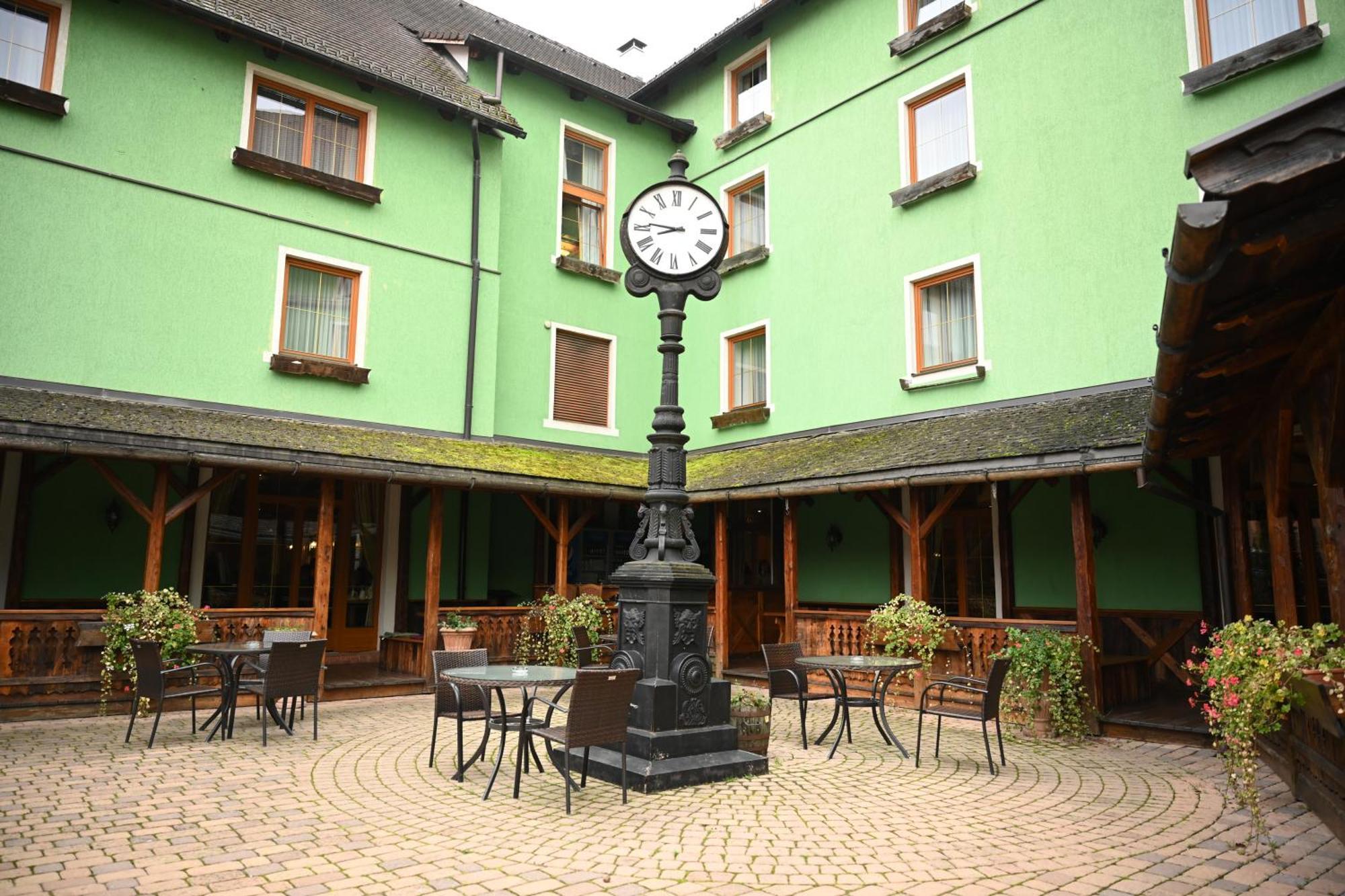 Mercure Sighisoara Binderbubi Hotel & Spa Bagian luar foto