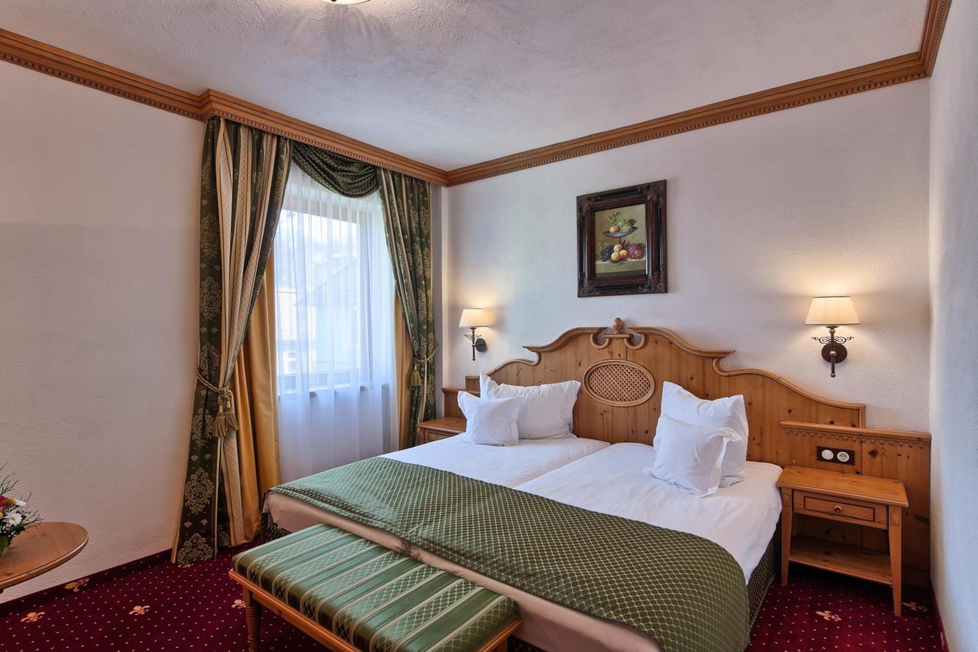 Mercure Sighisoara Binderbubi Hotel & Spa Bagian luar foto